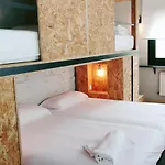 Hotel La Casa Del Abuelo 2*