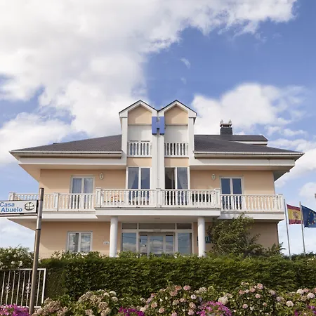 La Casa Del Abuelo Tapia De Casariego