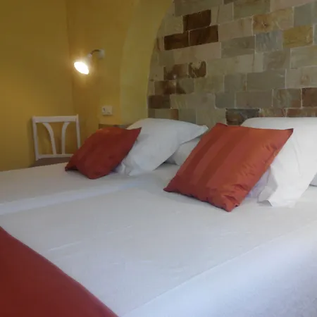 La Casa Del Abuelo Hotel